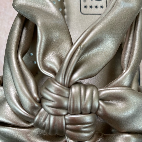 Faded Glory Comfort First Metallic Slip On Open Toe Low Heel Size 7 W - Picture 7 of 11